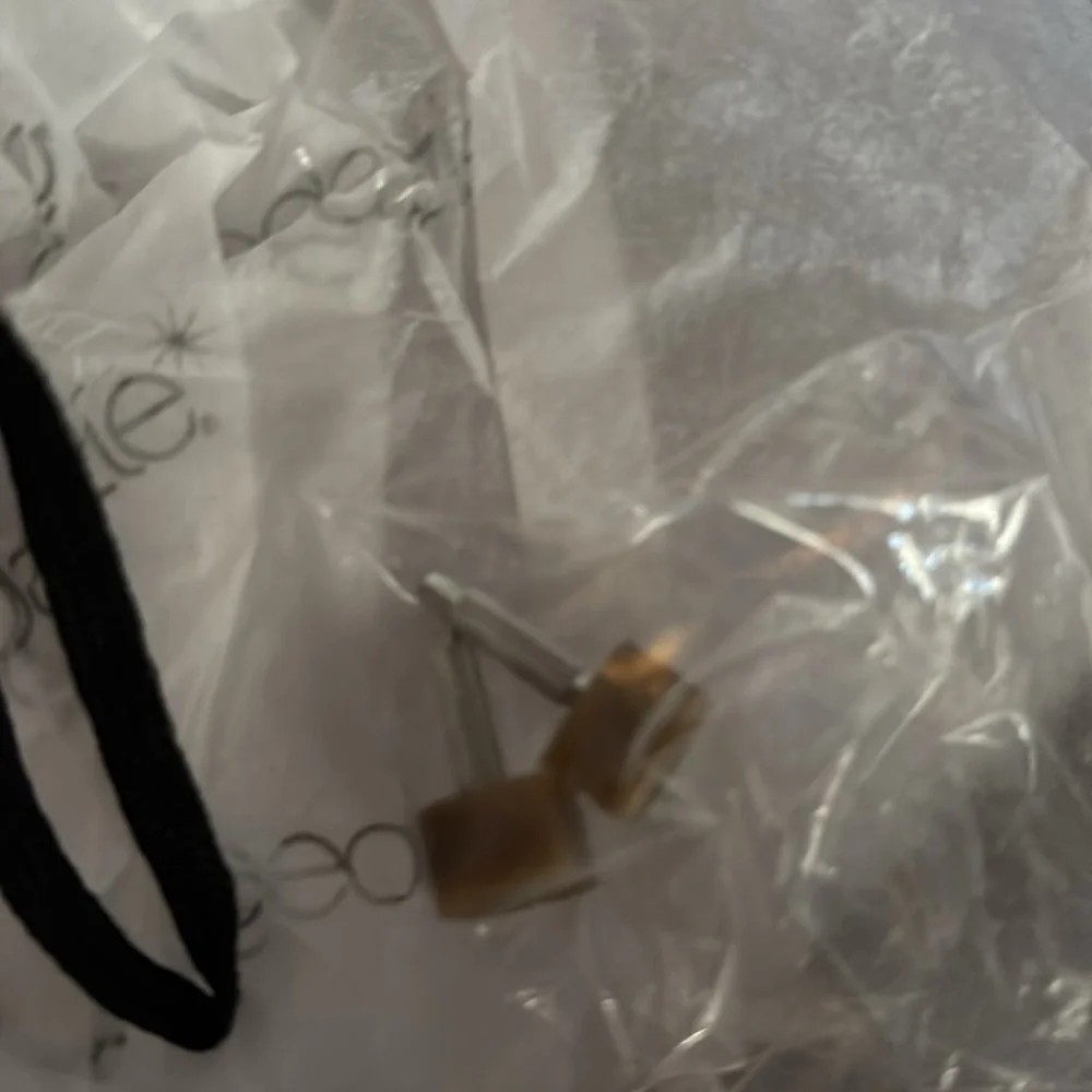 Shoedazzle high heel shoes - Picture 8 of 12